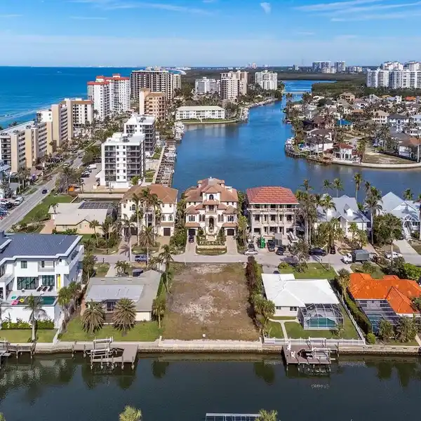 BUILD YOUR DREAM BEACH HOME IN CONNERS VANDERBILT
