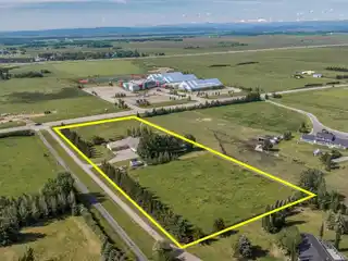 Country Living with Future Potential on Four Acres