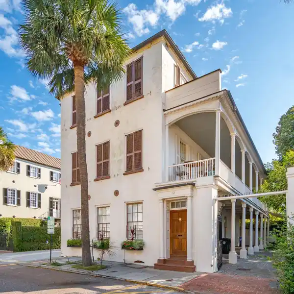 RESTORED HOME IN THE HEART OF THE FRENCH QUARTER
