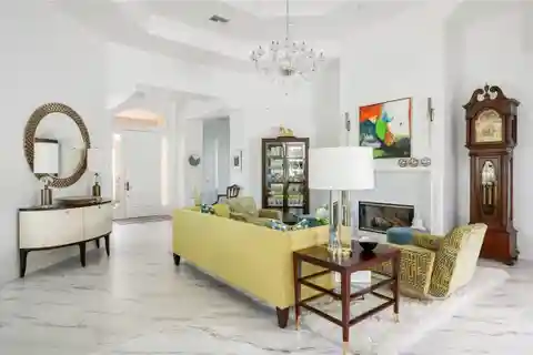 Bermuda-inspired Luxury with Modern Elegance and Custom Details