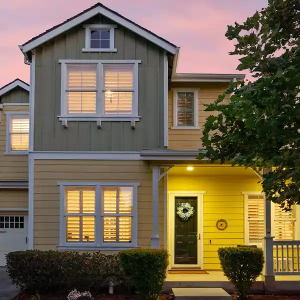 DELIGHTFUL BLEND OF ELEGANCE AND FUNCTIONALITY