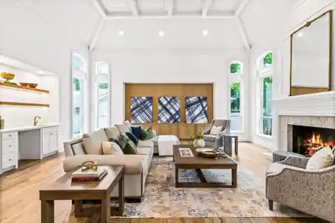 Completely Renovated Home in Glen Lakes