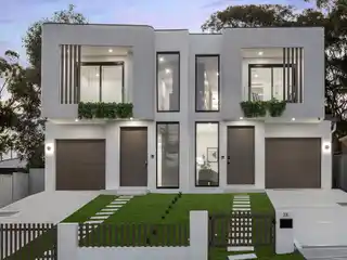 Impeccably Crafted Brand New Residence
