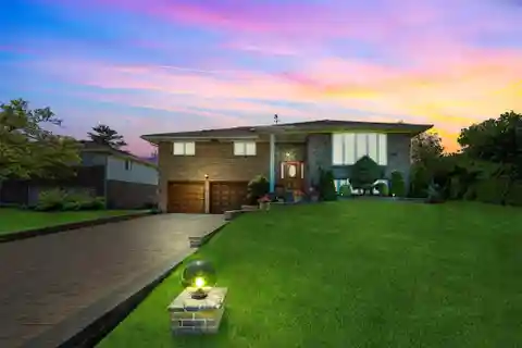Stunning and Spacious High Ranch