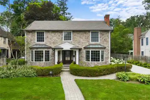 Fully Redesigned and Renovated Quarton Lake Home
