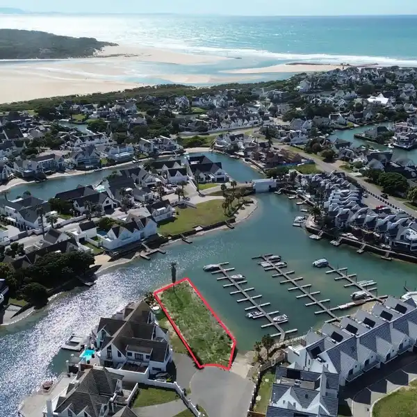 EXCEPTIONAL WATERFRONT PROPERTY