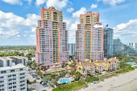 Exquisite Three Bedroom Condo with Breathtaking Ocean Views