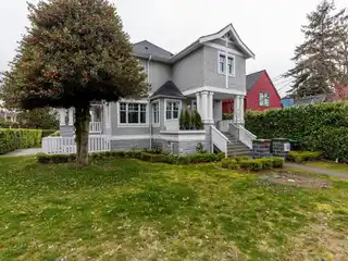 Lovely Unit in a Stratafied Triplex