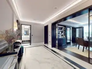 Exceptional Property Moments Away from Buckingham Palace