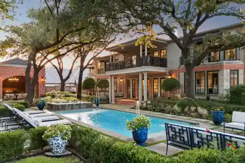 Exceptional Offering in the Old Preston Hollow Estate Area