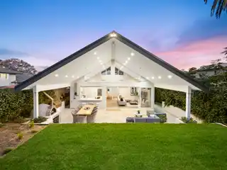 Beautifully Presented Family Home Set in a Peaceful Pocket