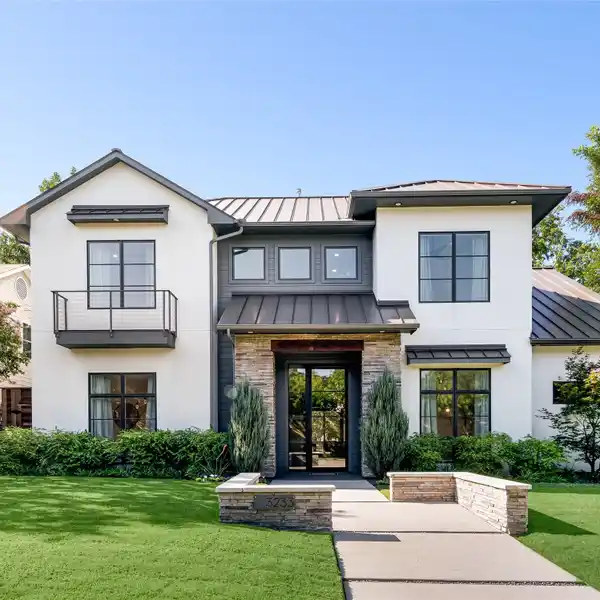 EXQUISITE CUSTOM RESIDENCE WITH LUSH, MODERN LANDSCAPING
