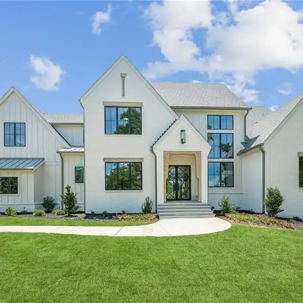 OPPORTUNITY FOR REFINED NEW CONSTRUCTION