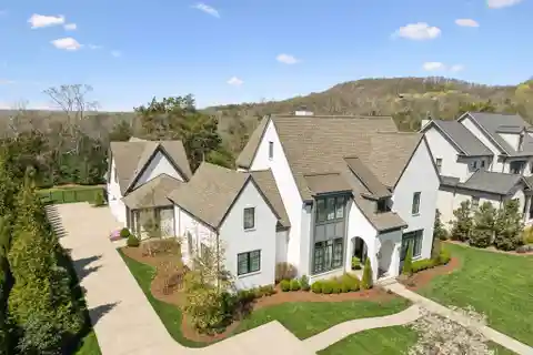 Beautifully Crafted Home Blending Luxury and Comfort