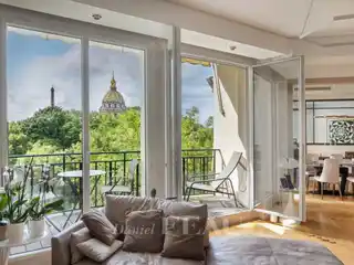 Magnificent View of the Invalides Dome