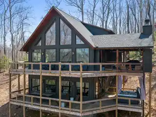 Extraordinary Modern Cabin