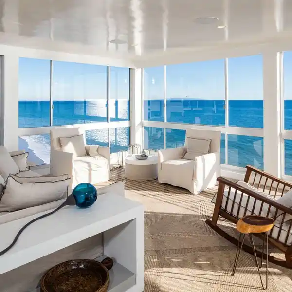 OCEANFRONT PROPERTY ON CARBON BEACH