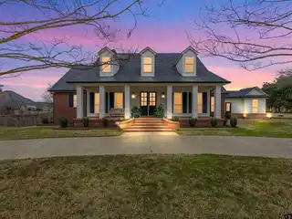 Exquisite Home in South Tyler