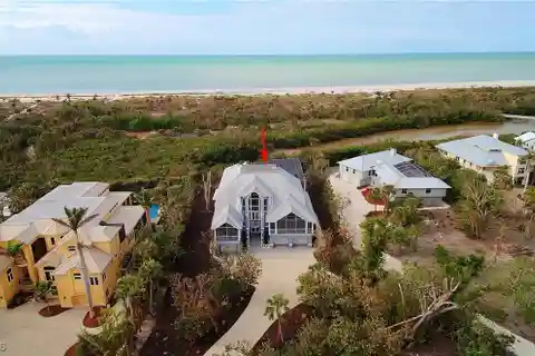 Magnificent and Spacious Home with Lagoon Views