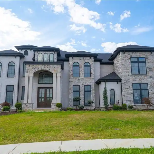 NEO-MEDITERRANEAN ESTATE WITH EXCEPTIONAL DESIGN