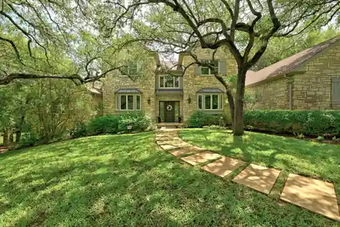 Exquisite Estate Property in Coveted West Rim