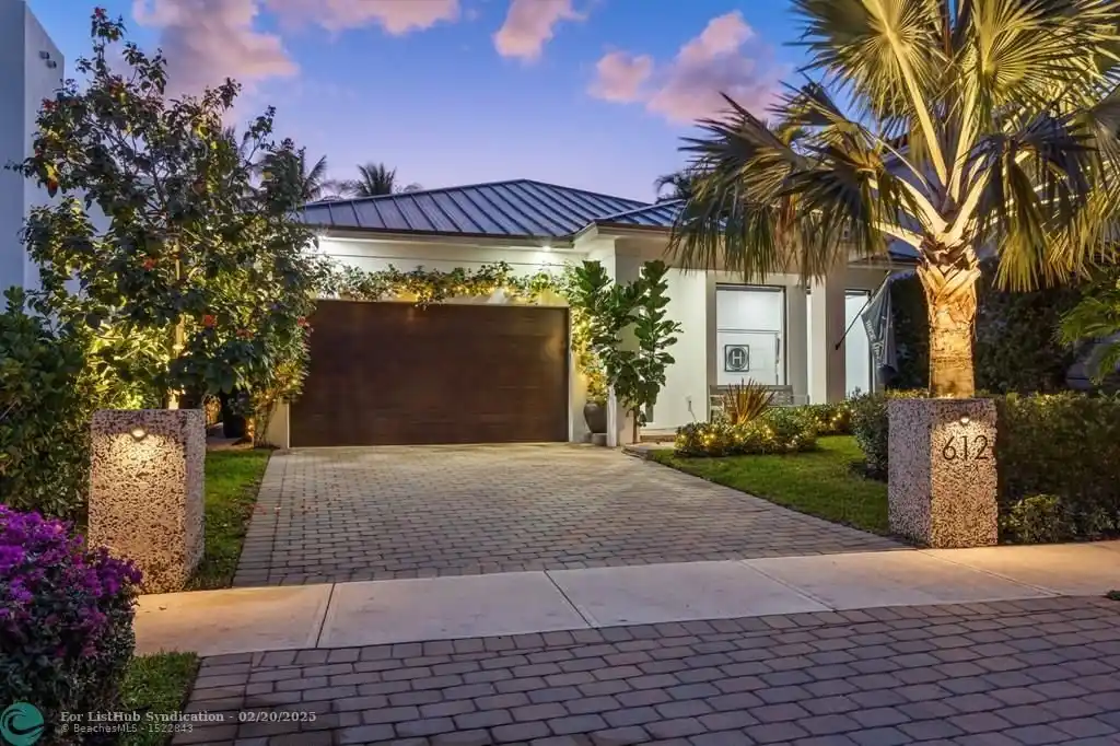 Transitional Contemporary Home