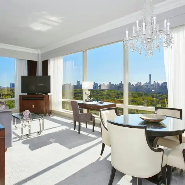 THE PERFECT PIED-A-TERRE IN MANHATTAN
