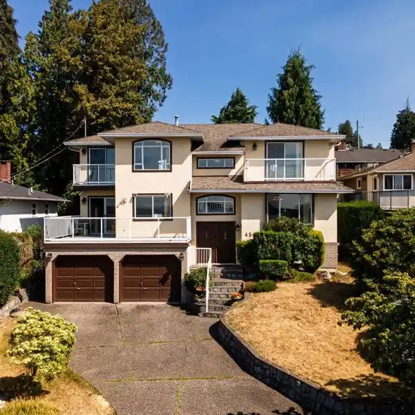 FABULOUS LOCATION IN A FRIENDLY NEIGHBORHOOD