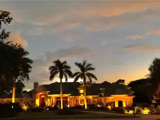 Lakeside Grandeur with Seamless Indoor-Outdoor Living