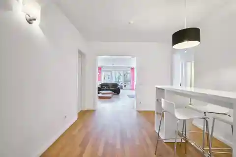 Brilliant Apartment with Alster Canal Access