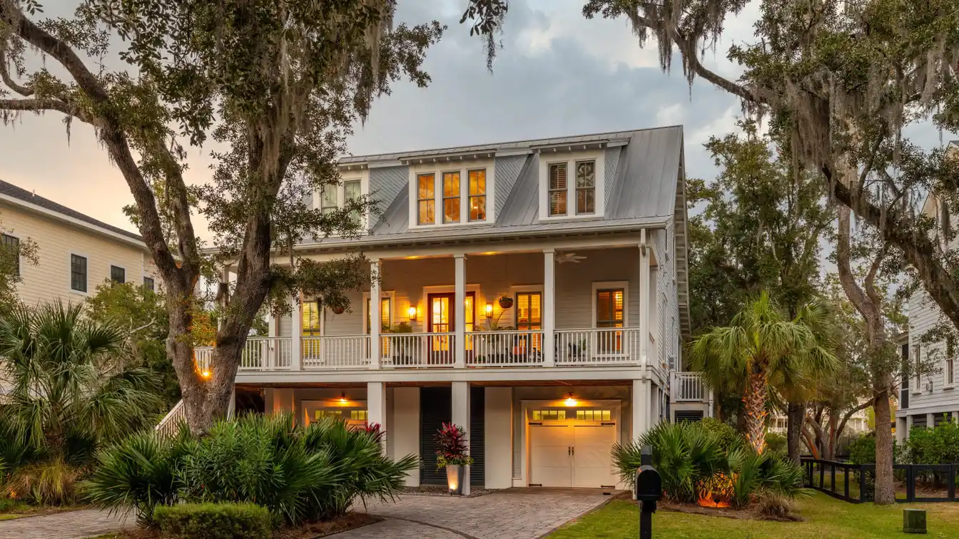Delightful Home in a Peaceful Yet Convenient Setting