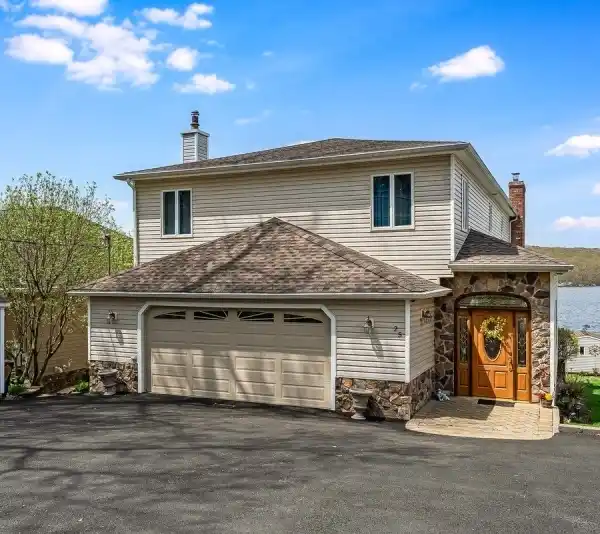 CUSTOM LAKEFRONT OPPORTUNITY