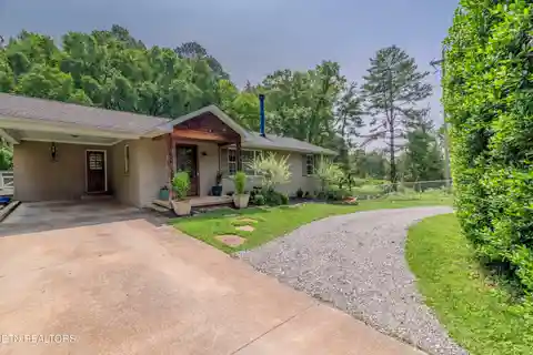 Beautifully Renovated Classic Rancher