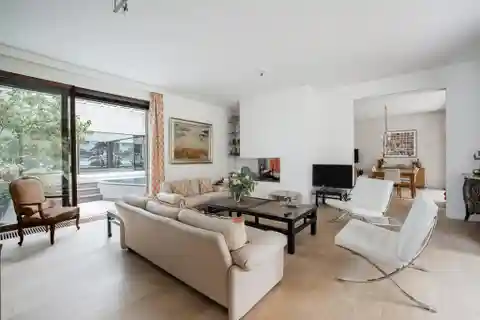 Sumptuous Villa in Sought-after Chêne-bougeries