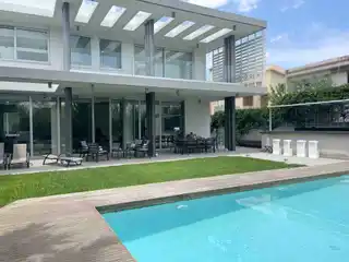 Minimalistic Design with Cutting Edge Technology