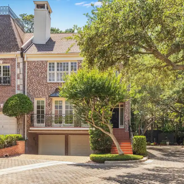 TRADITIONAL ELEGANCE IN PRIVATE GATED SETTING