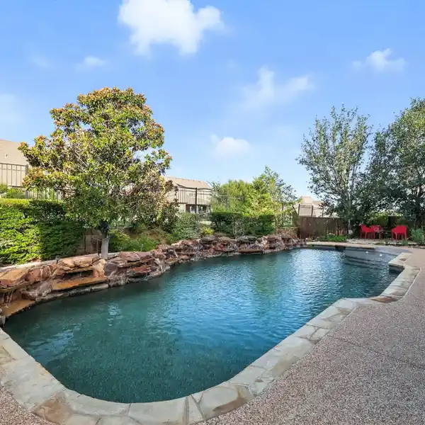 ELEGANT ONE-OWNER HOME WITH DREAM BACKYARD