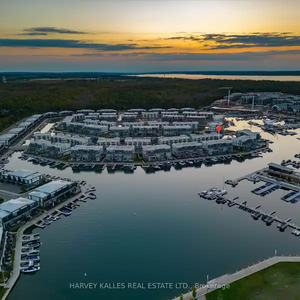 ULTIMATE WATERFRONT TOWNHOME AT MANGUSTA COURT