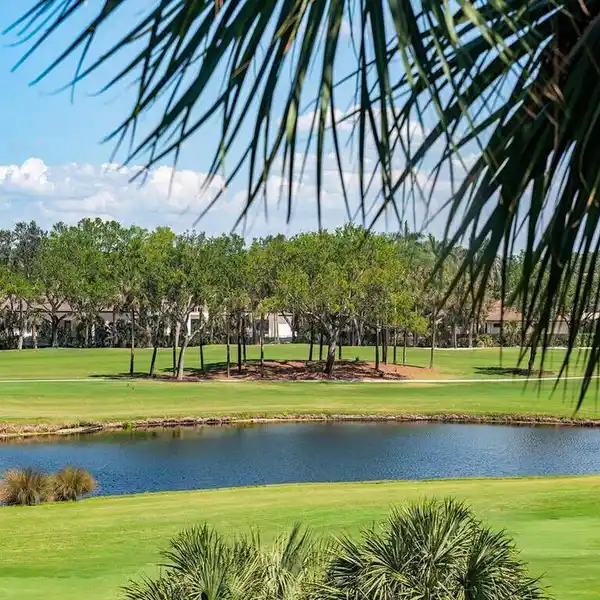 TOP-FLOOR END UNIT WITH GOLF VIEWS