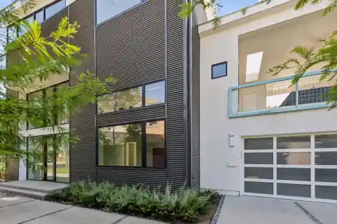 An Urban Oasis of Style and Design
