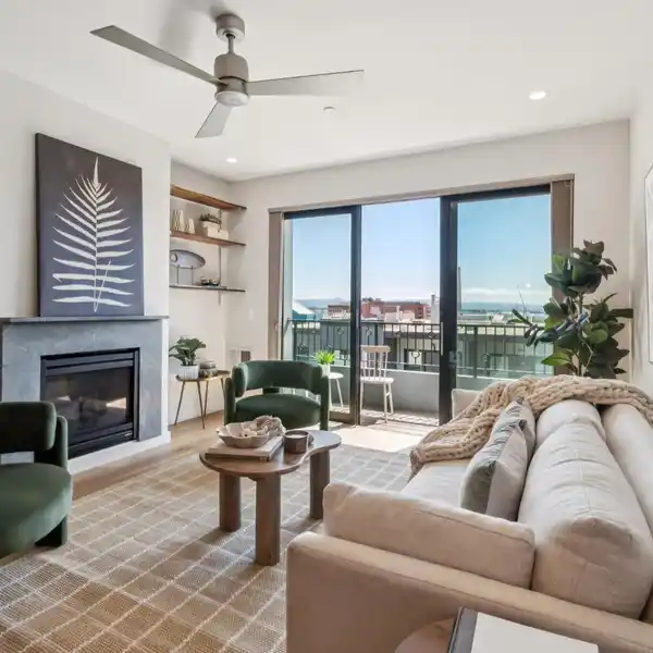SPACIOUS TOP-FLOOR CONDO