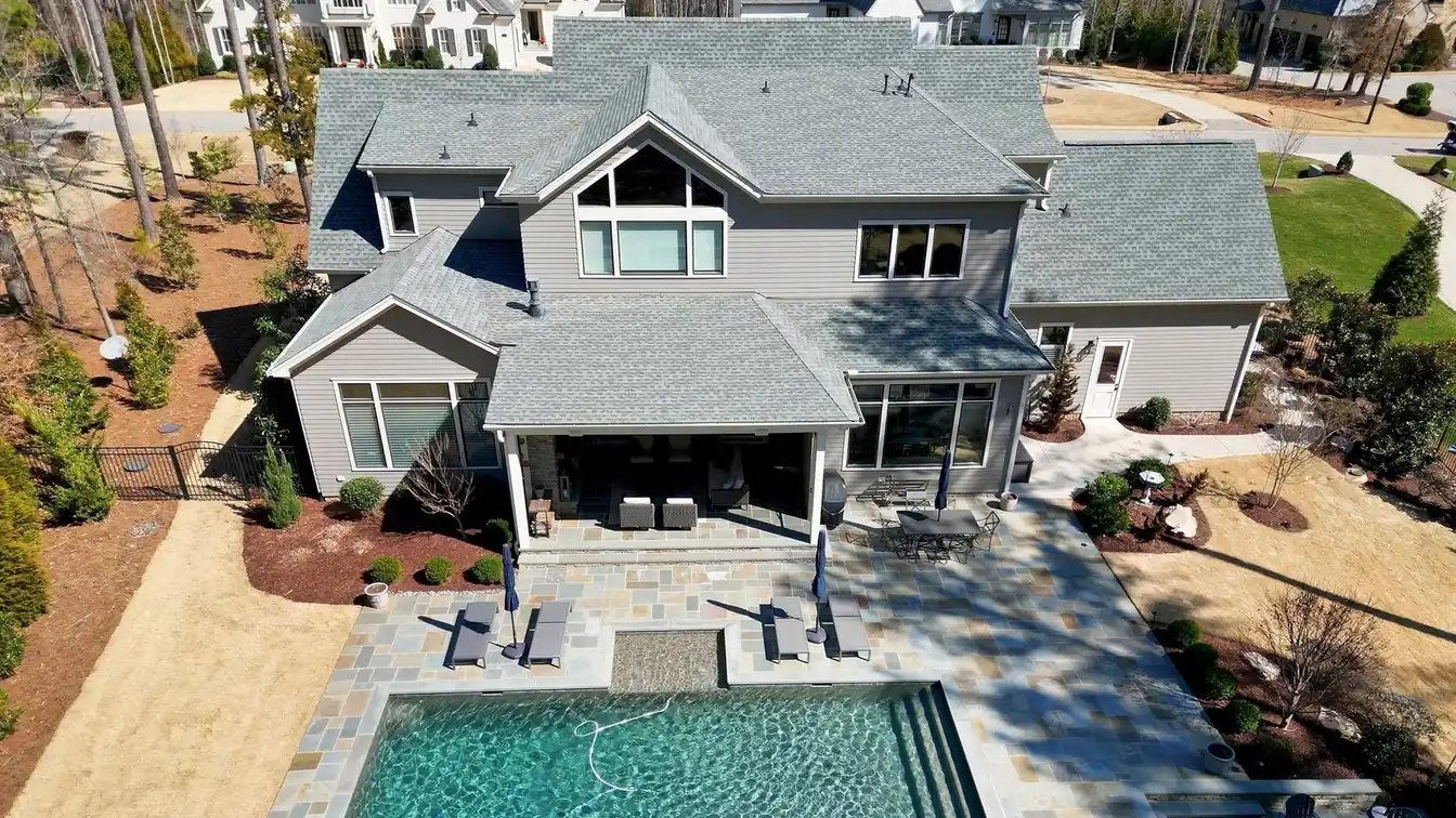 Sprawling Estate Blending Luxury and Tranquility