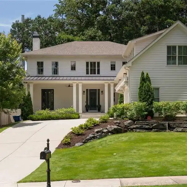 NEWER CONSTRUCTION WITH MODERN FLAIR