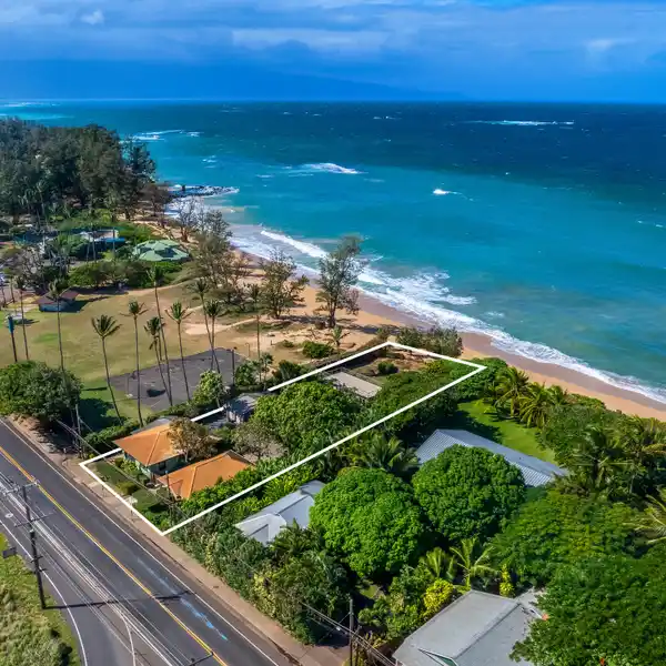 METICULOUSLY MAINTAINED LANDMARK BEACHFRONT PROPERTY