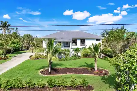 Fully Upgraded Coastal Home on Sanibel River