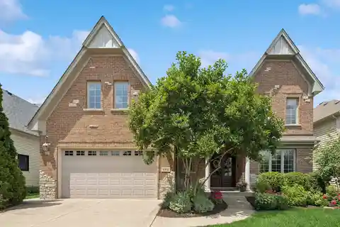 Beautiful Meticulously Crafted Residence