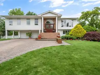 Lovely Home in the Famed Candy Section of Commack