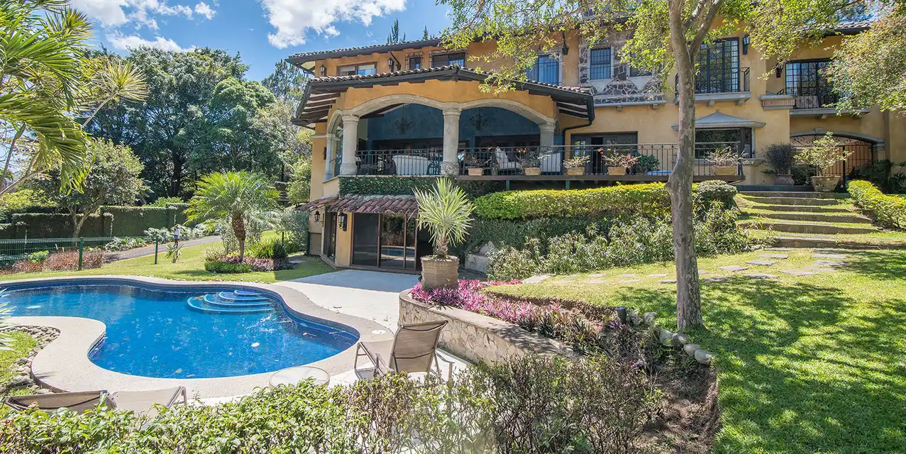 Grand Spanish Colonial