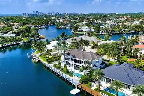 Chic, Retro-Modern Deepwater Estate