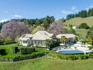 The Manse - Luxury Lifestyle